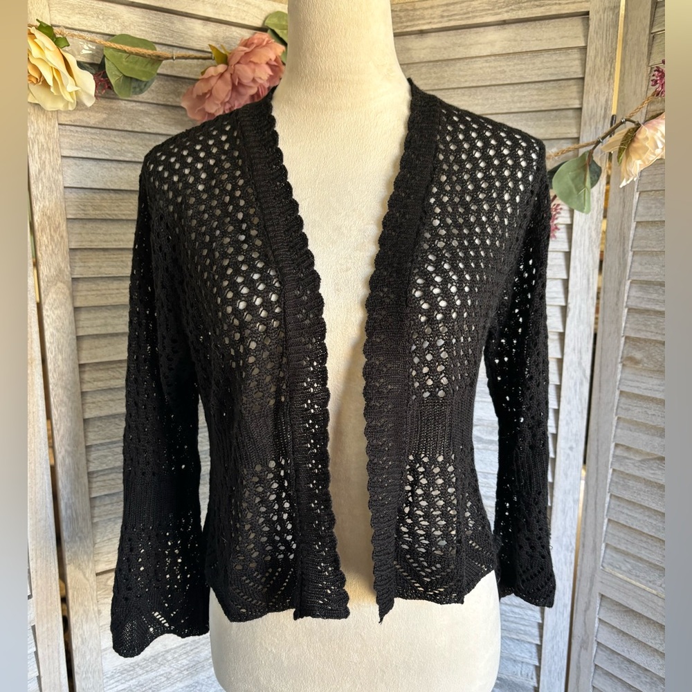 SWEET KIZZ Women’s SZ XL Black Crochet Knit Shrug/Sweater/Jacket w/Bell Sleeves - Picture 6 of 16
